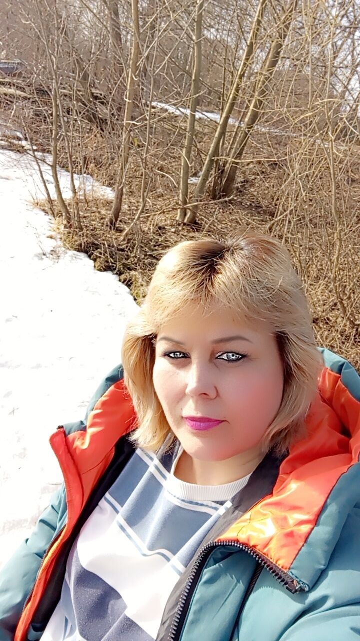  42991757  Olga, 48 ,    