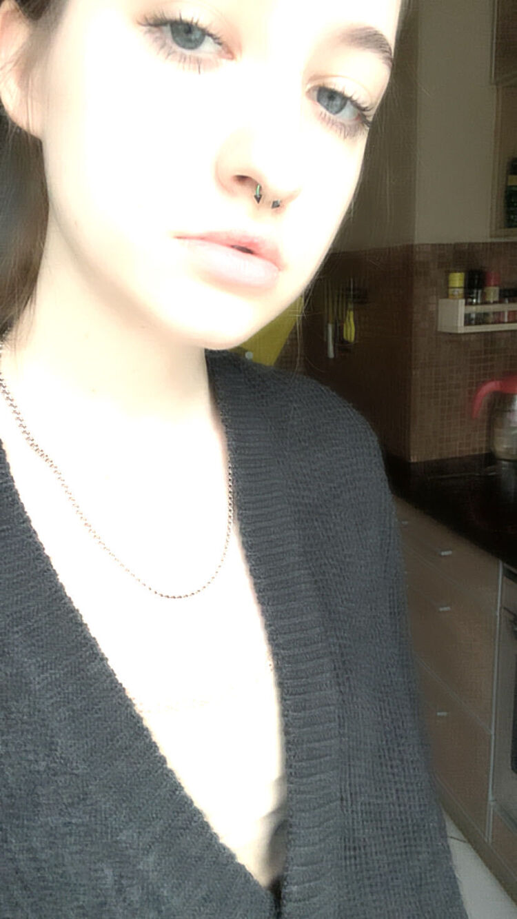  30007207  , 24 ,    