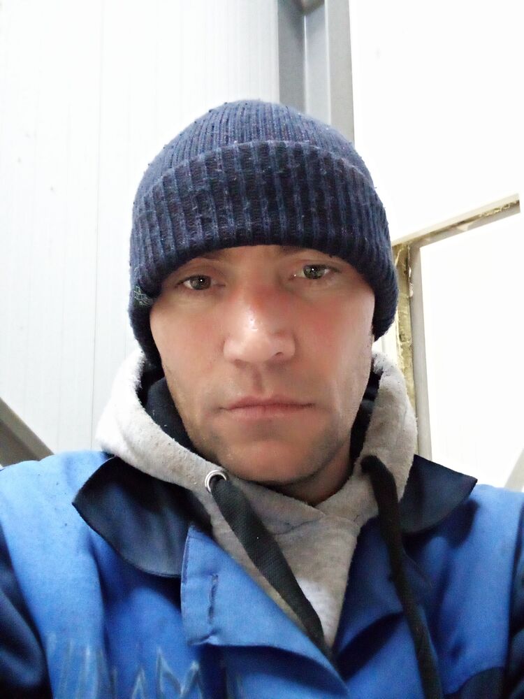  ,   Evgeny, 40 ,   ,   , c 