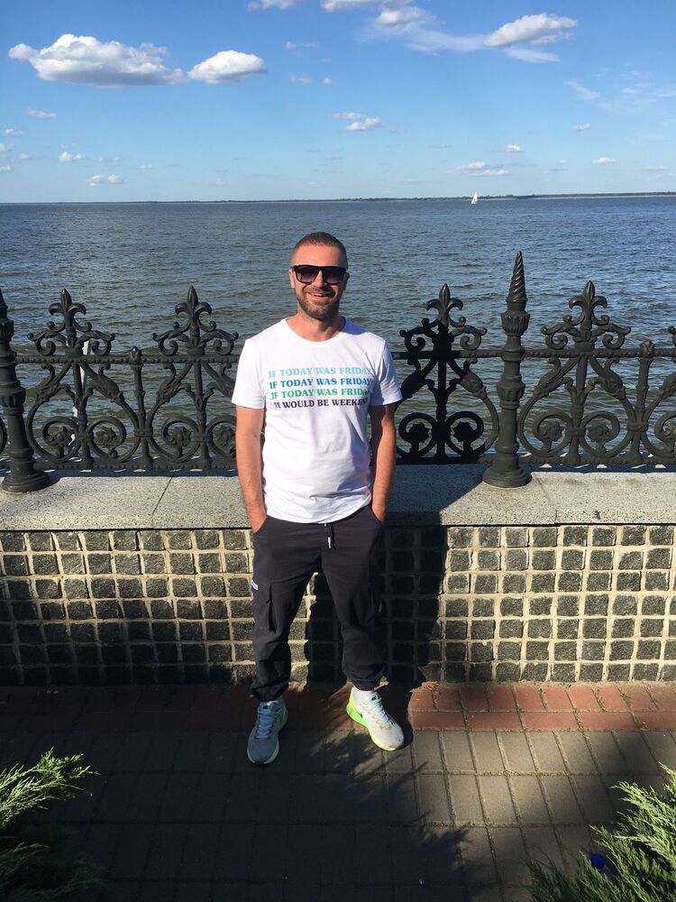  28857957  Sergey, 41 ,    