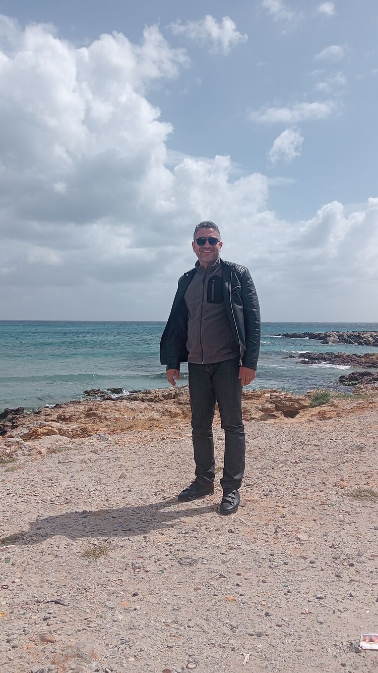 ���� 51368607 ������� �����, 44 ����, ���� ���������� � Tunis