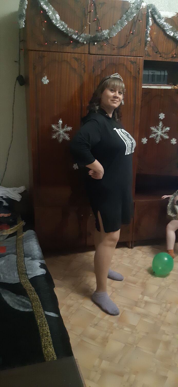  42107217  , 33 ,    