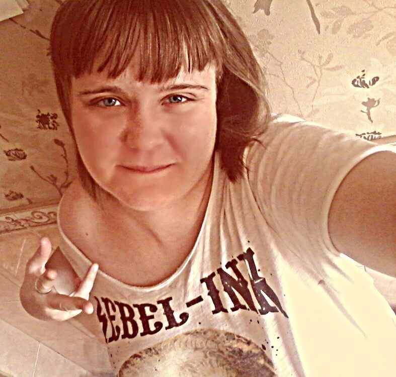  ,   Lera, 37 ,   ,   , c 