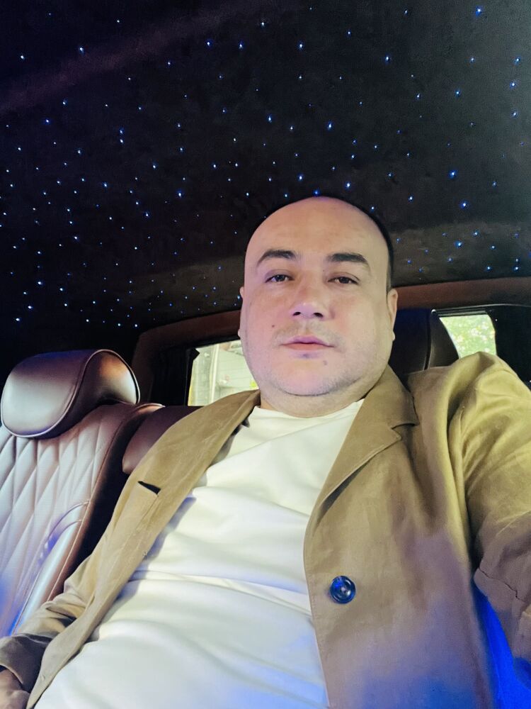  ,   Rustam, 40 ,   ,   , c , 