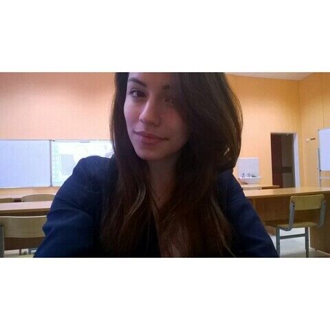  30504227  Anjela, 26 ,    