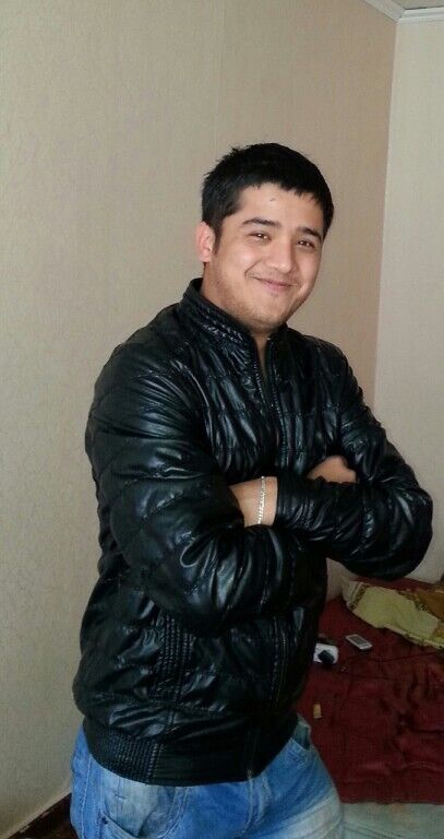  48193877  Khamzat, 33 ,    