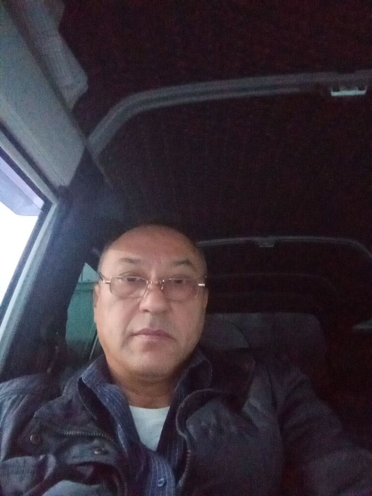  40564967  , 56 ,    