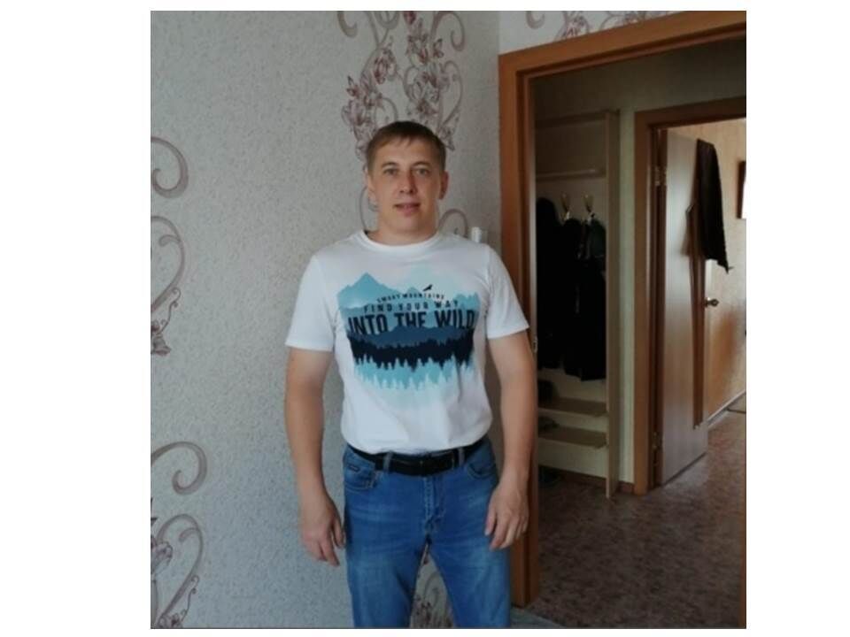  23098227  , 37 ,    