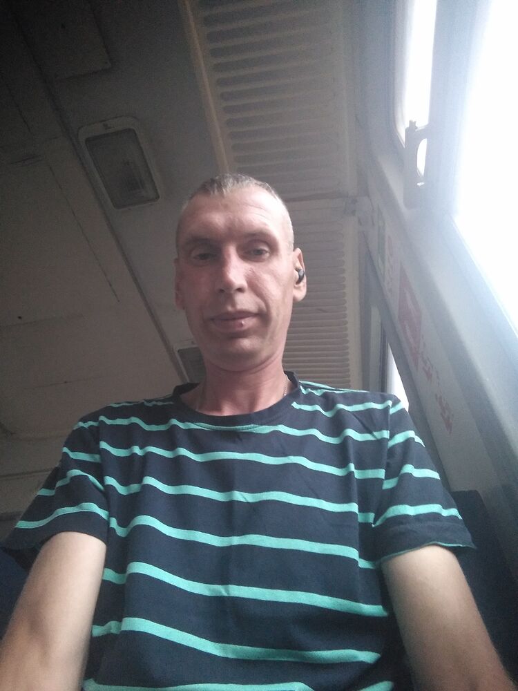  23252487  , 44 ,    