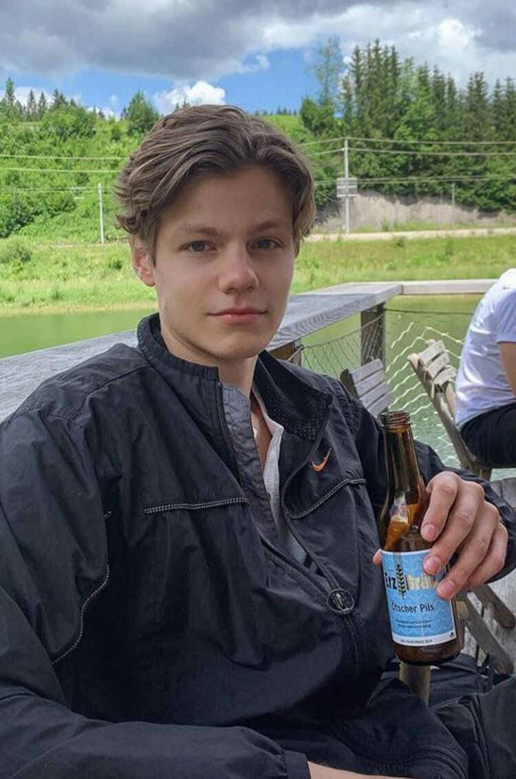  ,   , 25 ,   ,   