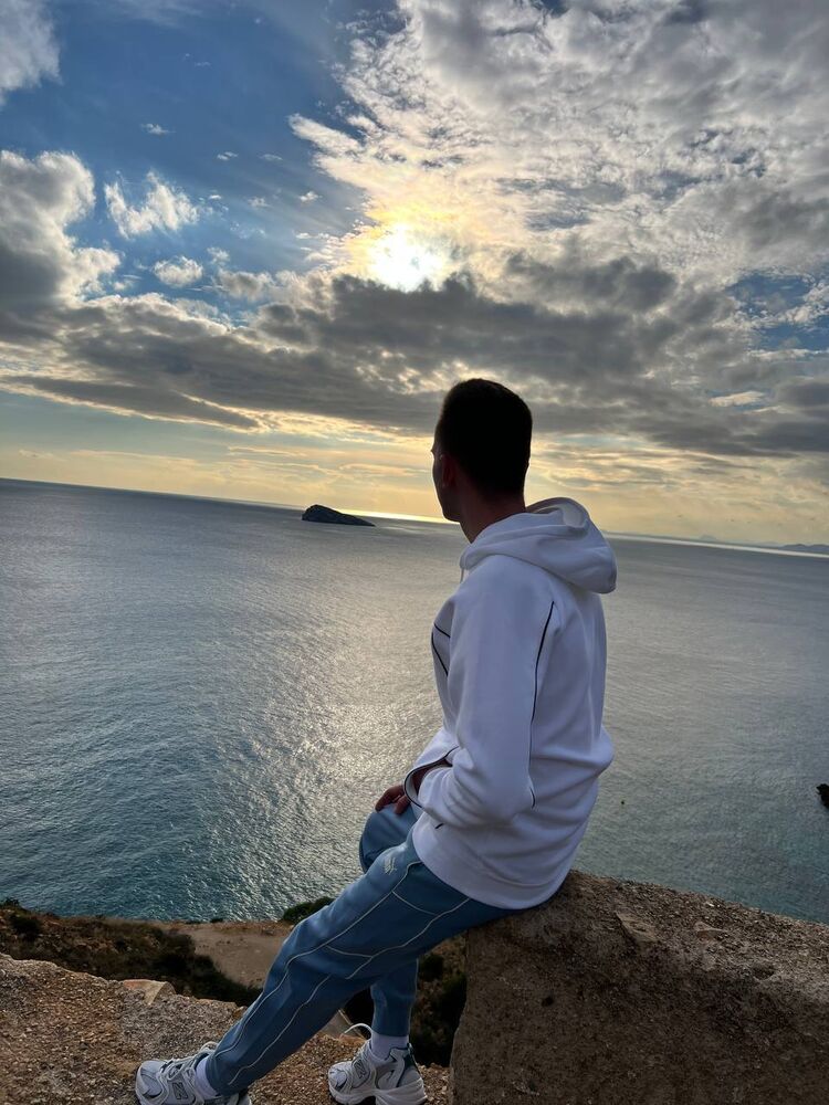 ���������� Benidorm, ���� ����� Andriy, 25 ���, ������������ ��� ������, ����� � ���������