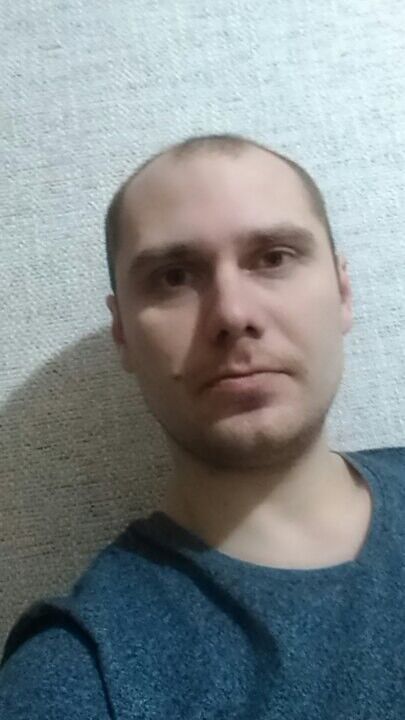  12331667  Maxim, 36 ,    