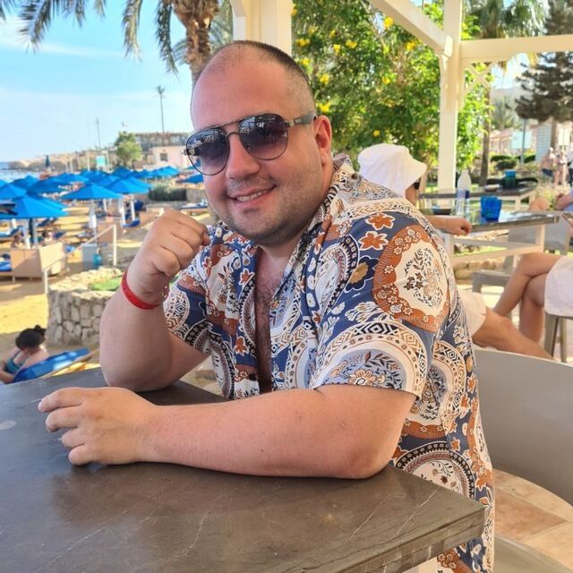  47855767  Yuriy, 33 ,    