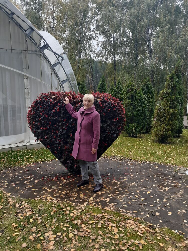 Фото 29658487 женщины Варвара, 68 лет, ищет знакомства в Долгом