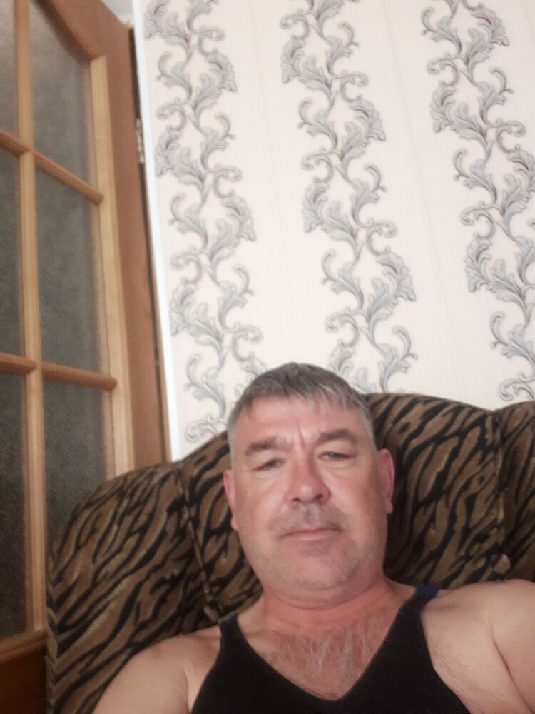  ,   Leonid, 52 ,   ,   