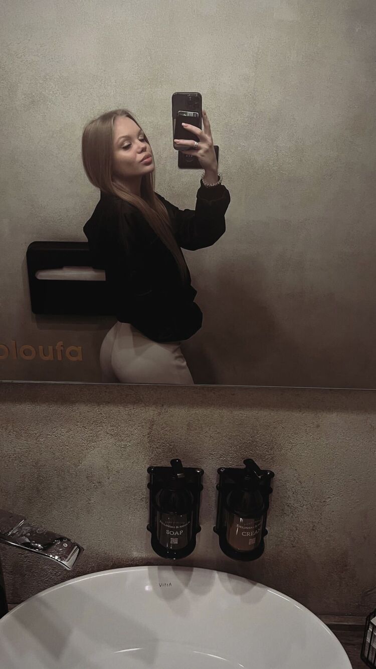  53092947  , 18 ,    