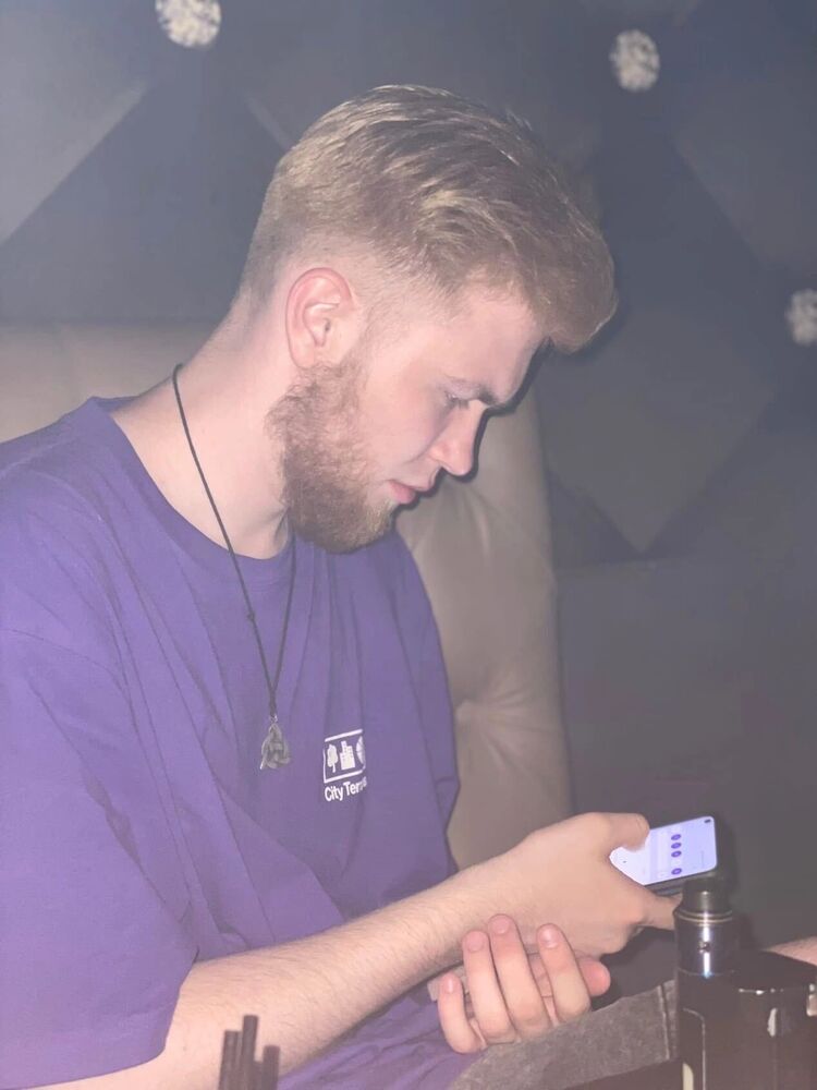  34333807  , 25 ,    