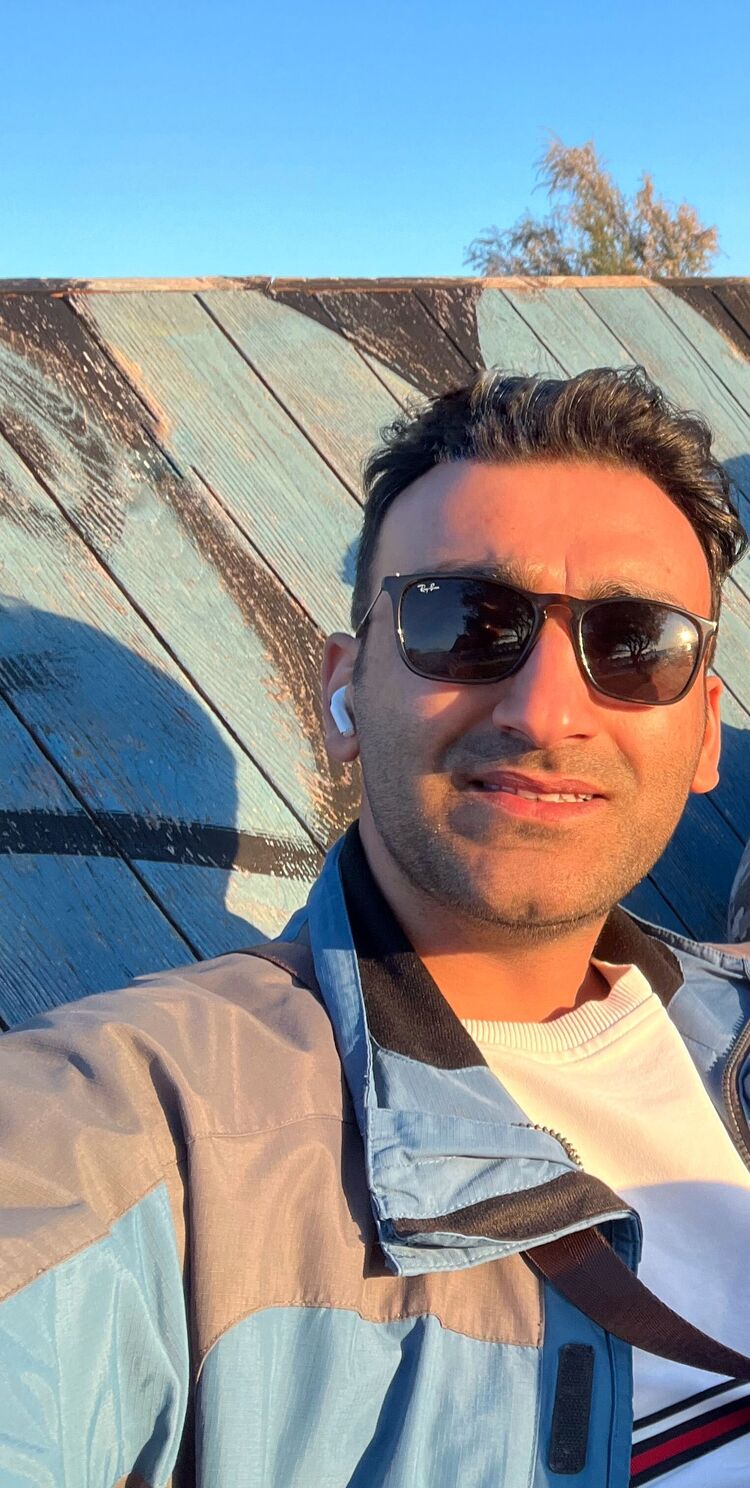  ,   Adil, 29 ,   ,   