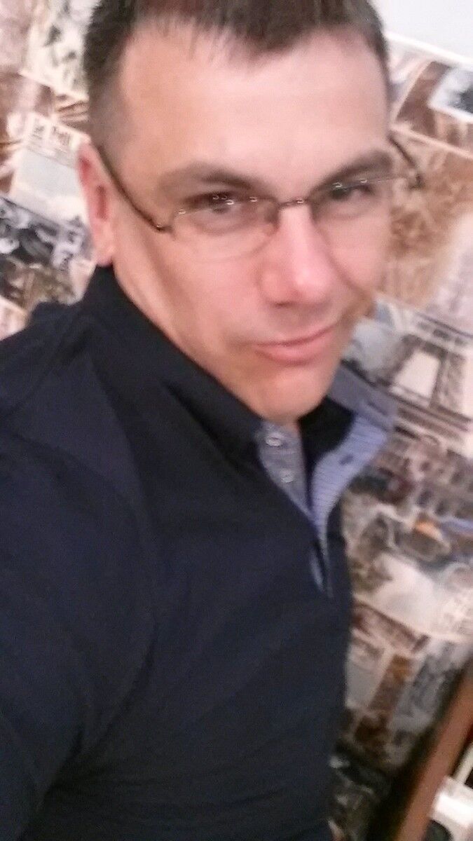  18106537  , 41 ,    -