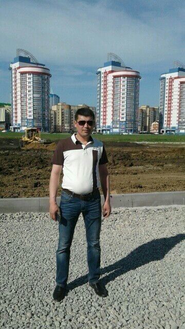  19491527  Kudrat, 44 ,    