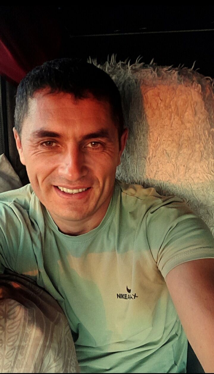  39553037  , 42 ,     