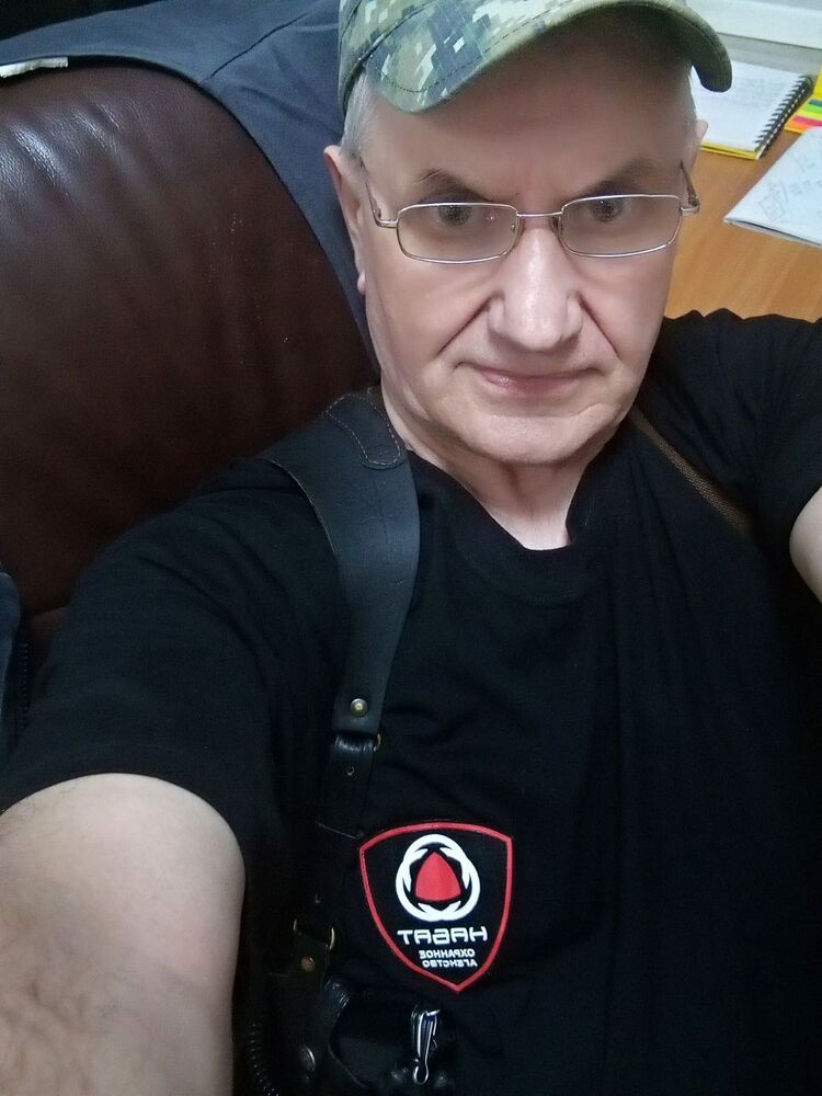  52787367  Sergiq, 63 ,    