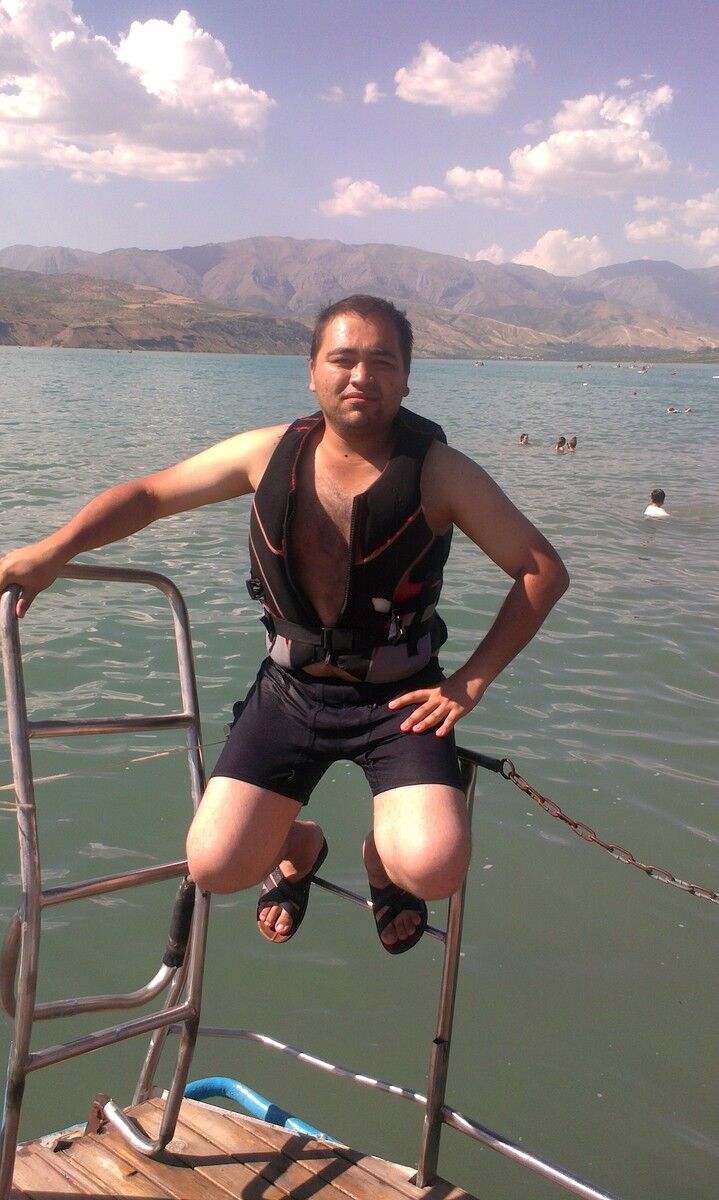  5798567  Kamol, 39 ,    