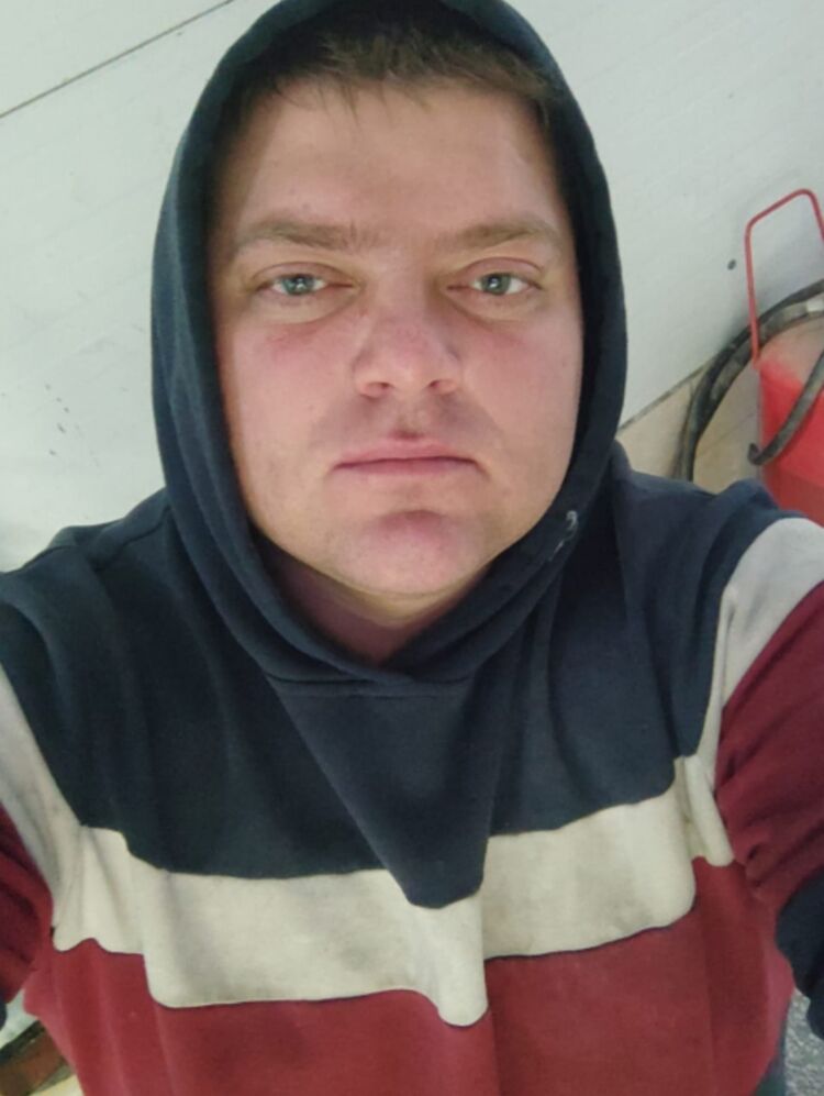  32790777  , 28 ,    