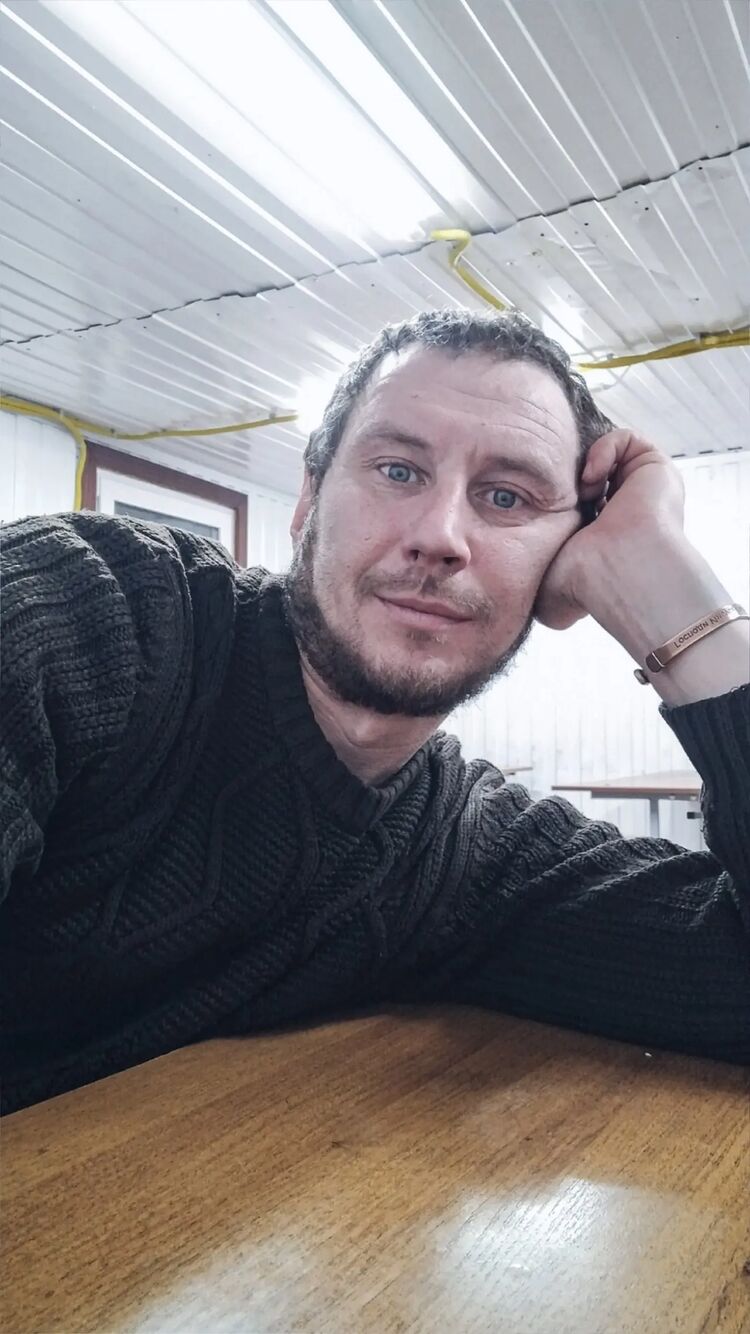  ,   Konstantin, 38 ,   ,   , c , 