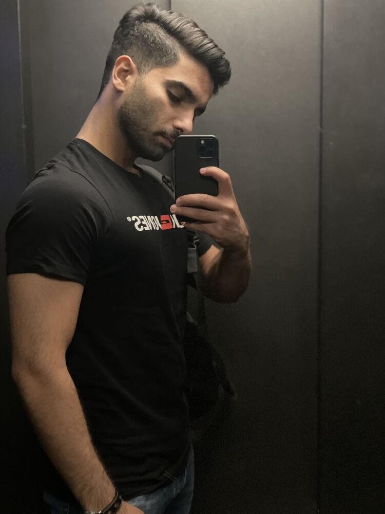  35770077  Ali, 27 ,    