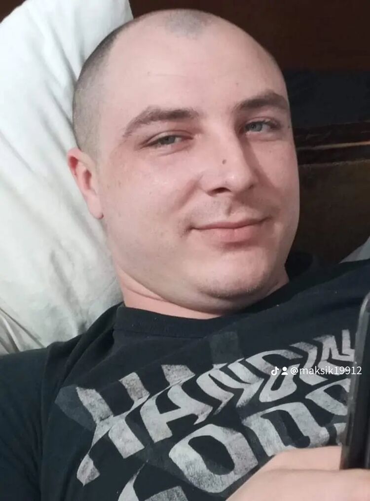  41084307  , 33 ,    