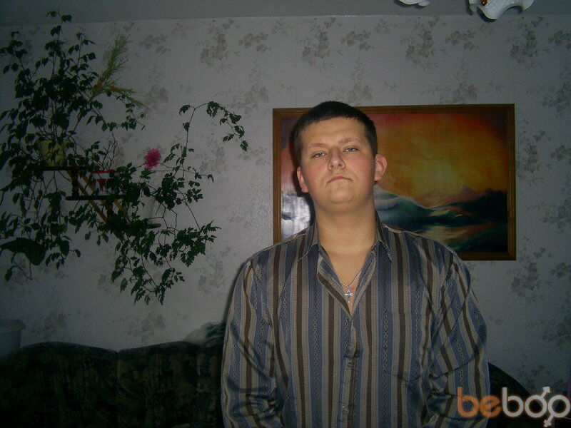  202847  Stanislav, 32 ,    