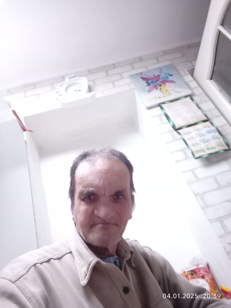  48702117  , 64 ,    