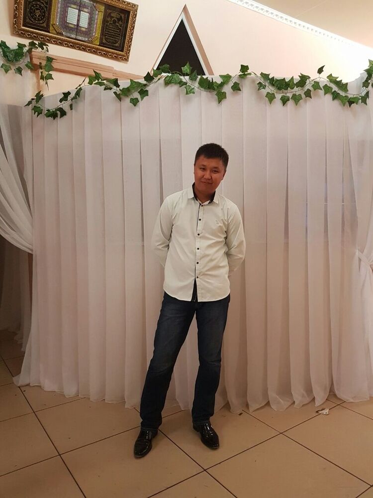  ,   Ablai, 33 ,   