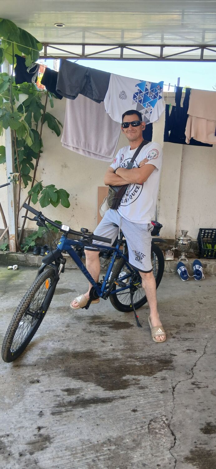  52892447  , 41 ,    