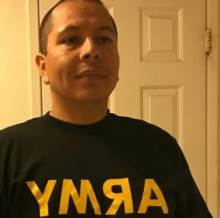  49200667  Chavez, 54 ,    -