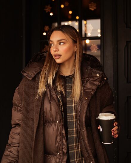  50637527  , 29 ,    -