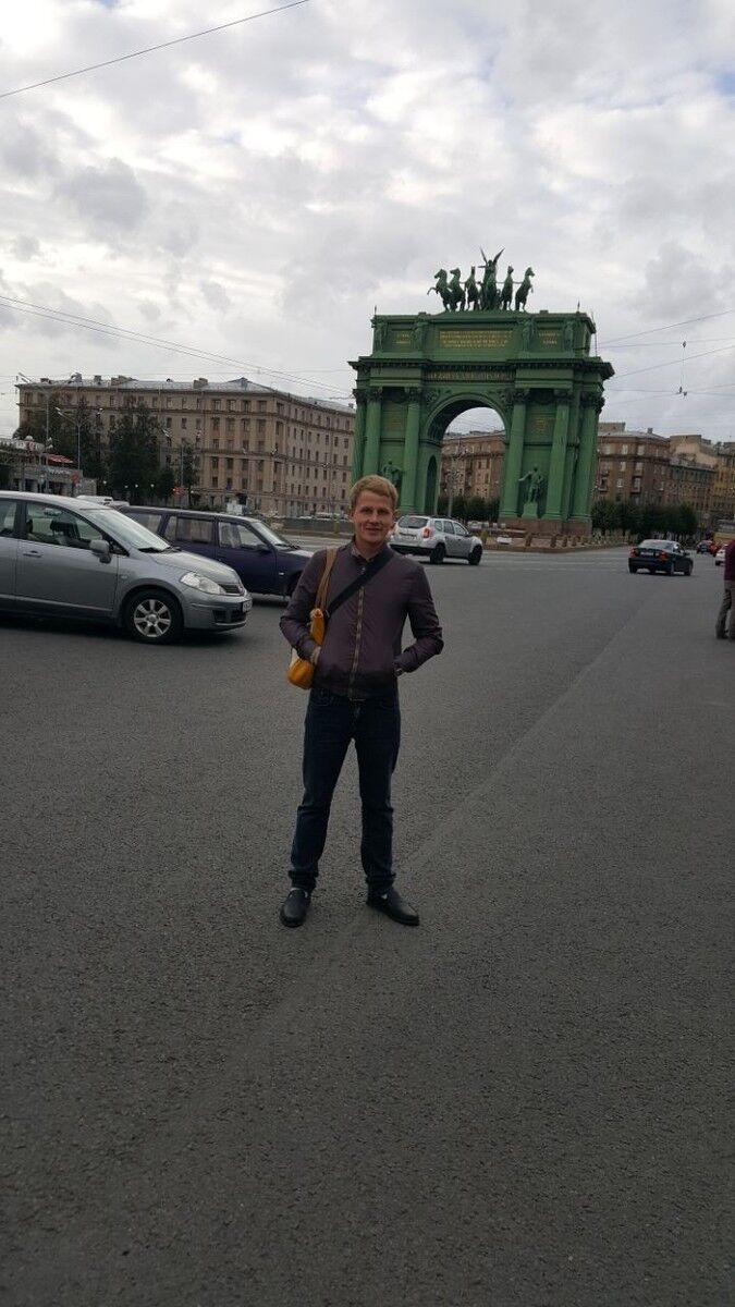  13638647  , 39 ,    -