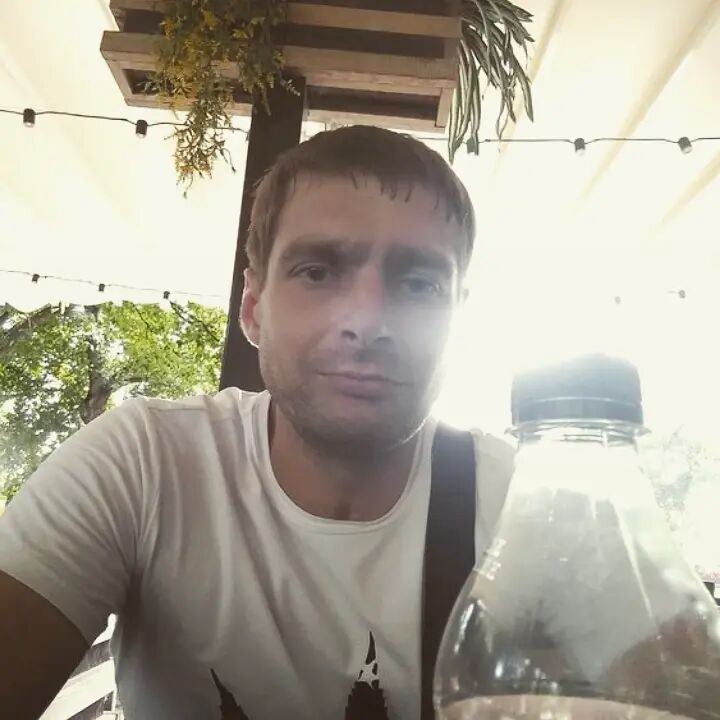  ,   Vladimir, 37 ,   ,   