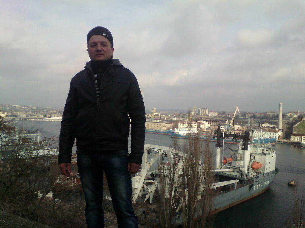  11537587  Dmitriy, 48 ,    