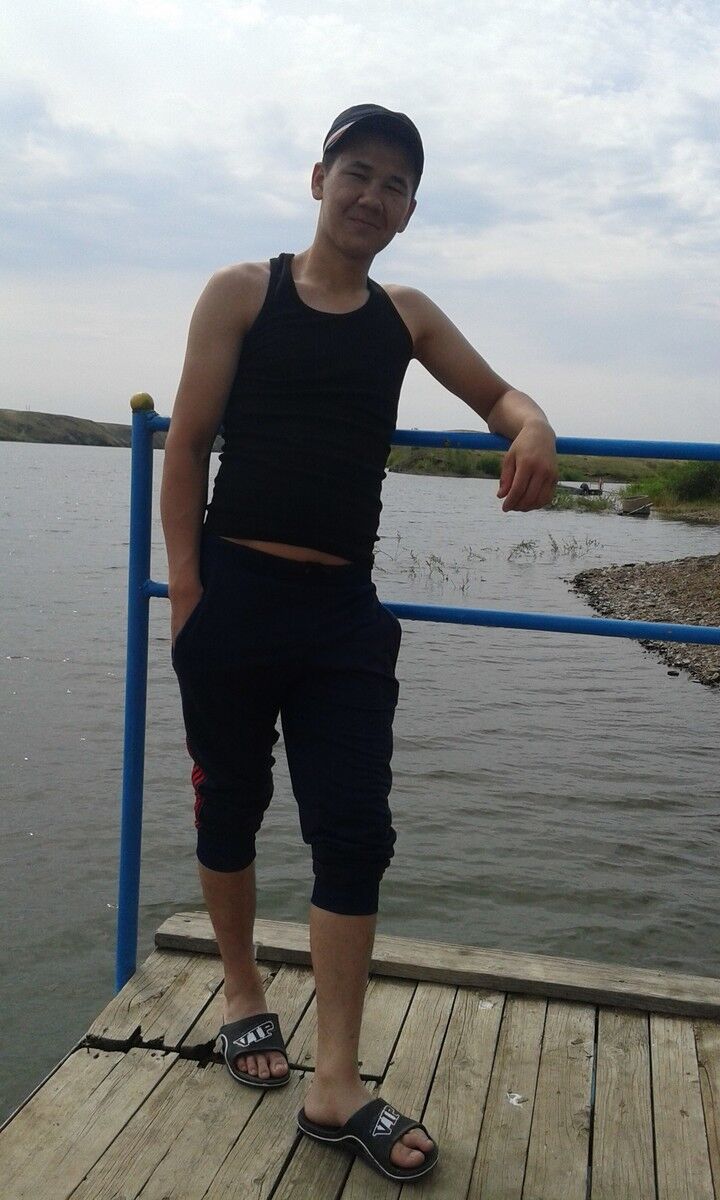  ,   Sardar, 34 ,   , 