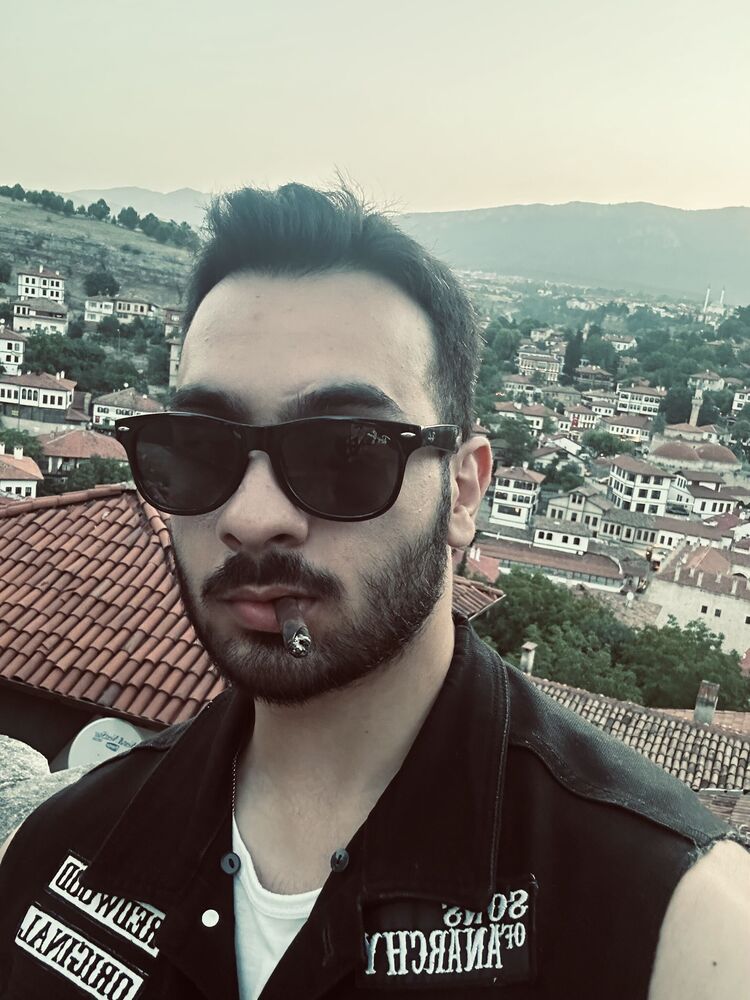  ,   Yasin, 24 ,   ,   