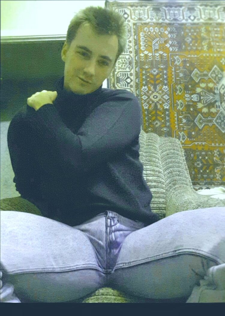  ,   Alexandr, 40 ,   ,   , c 