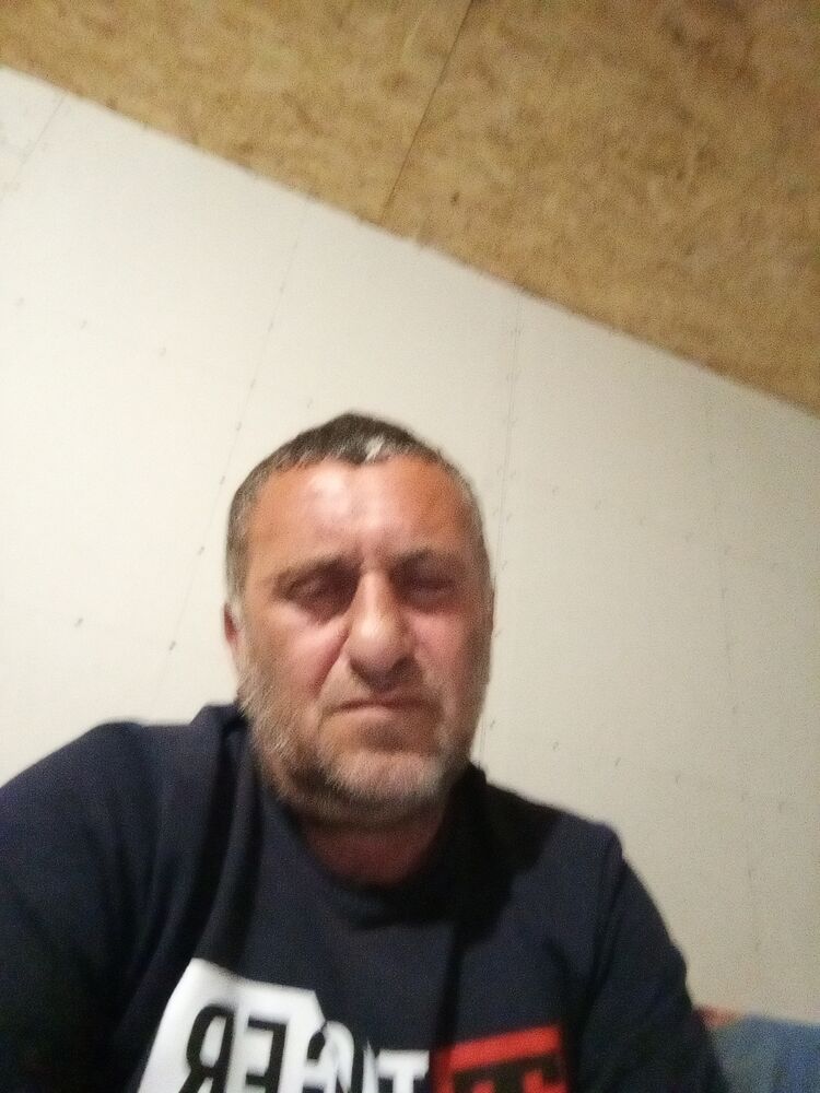  34207517  Araik, 50 ,    -