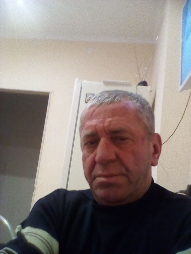  18335627  , 65 ,    
