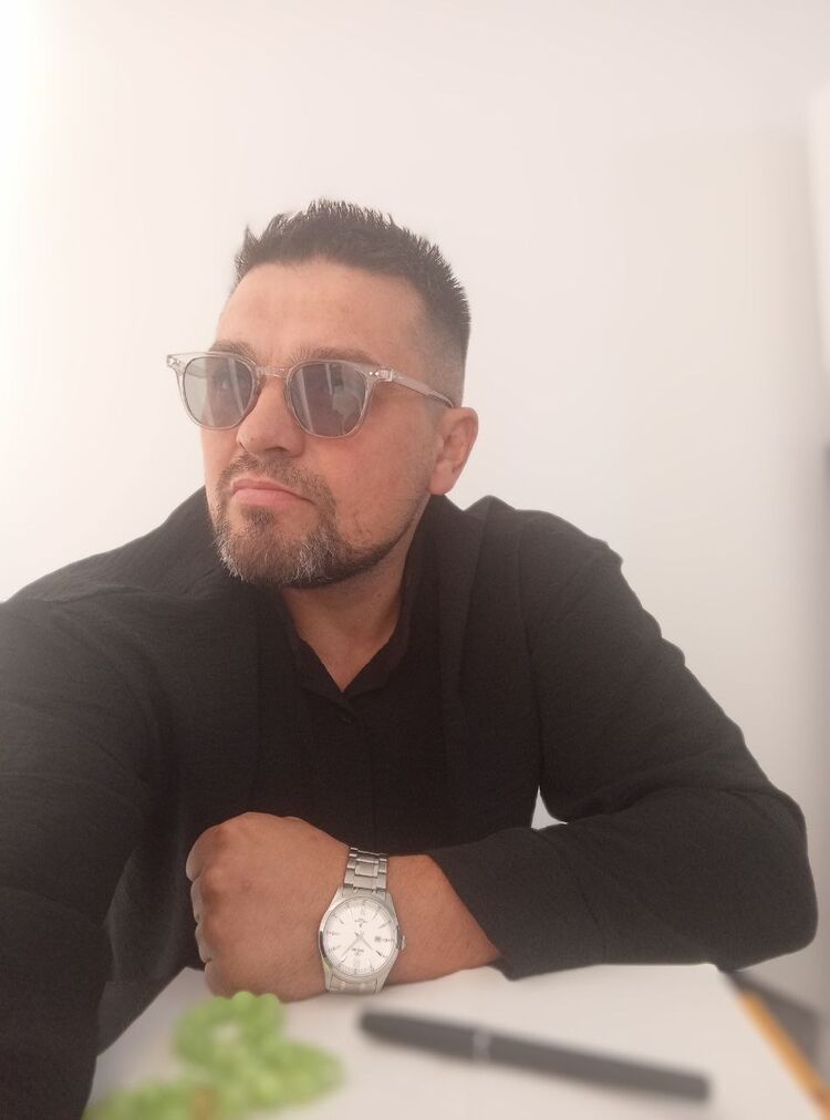  54116157  , 39 ,    -