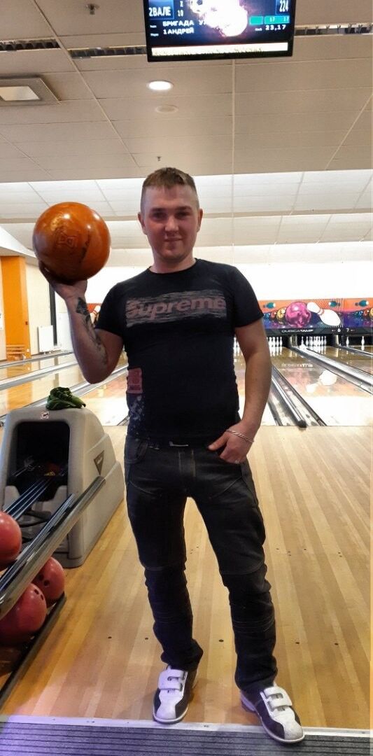  16560557  Andrew, 38 ,    Landskrona
