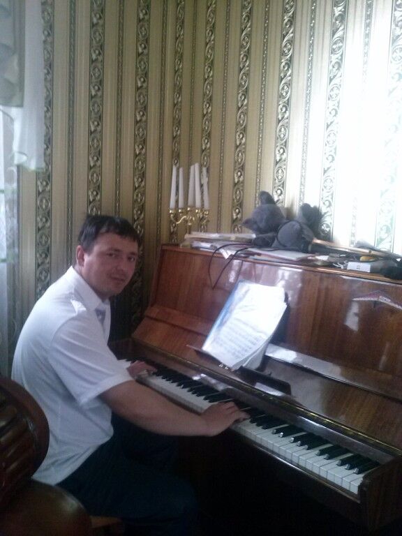  ,   Nikolaeee, 41 ,   ,   