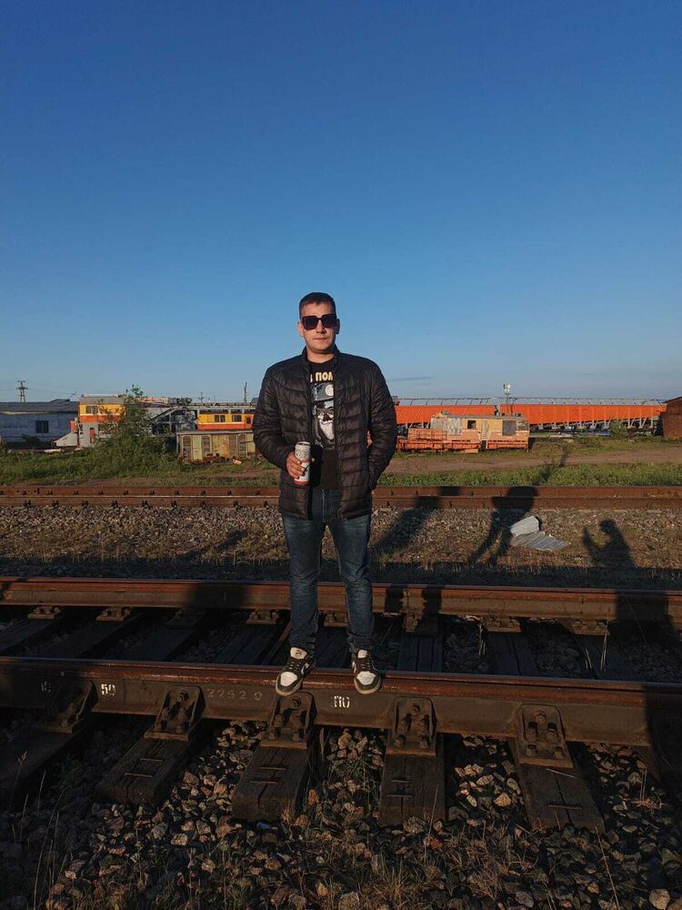  46309727  , 30 ,     
