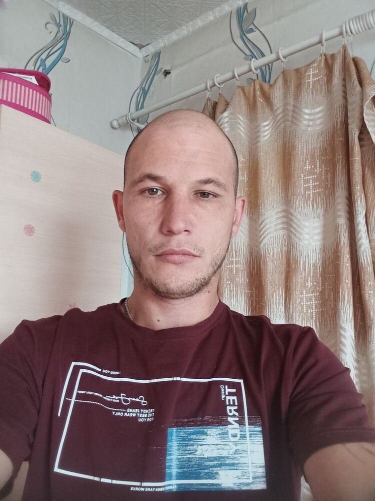  40799687  , 34 ,    